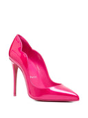 Christian Louboutin con tacón fucsia