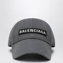Бейсболка Balenciaga серого цвета из хлопка с нашивкой